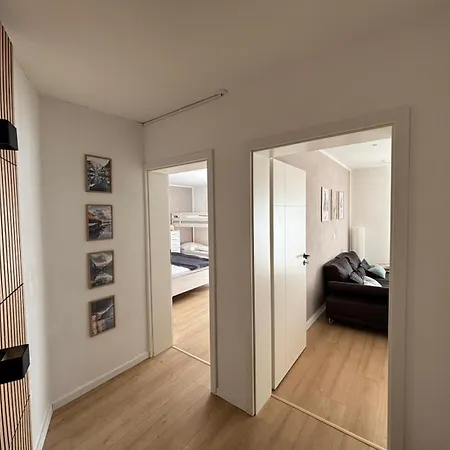 Tor Zum Schwarzwald Und In Schweiz *